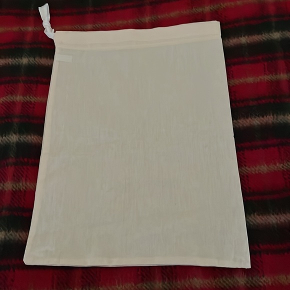 Jimmy Choo Drawstring Dustbag - Picture 2 of 3